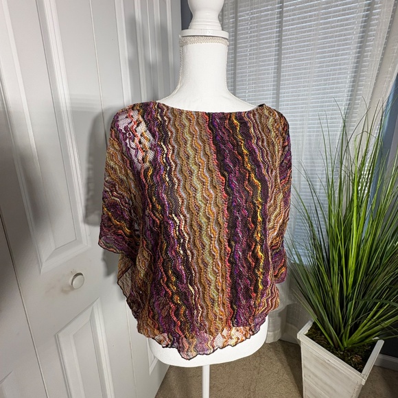 Sheer Multi-Color Top with Wavy Pattern and Boatline - Picture 3 of 5